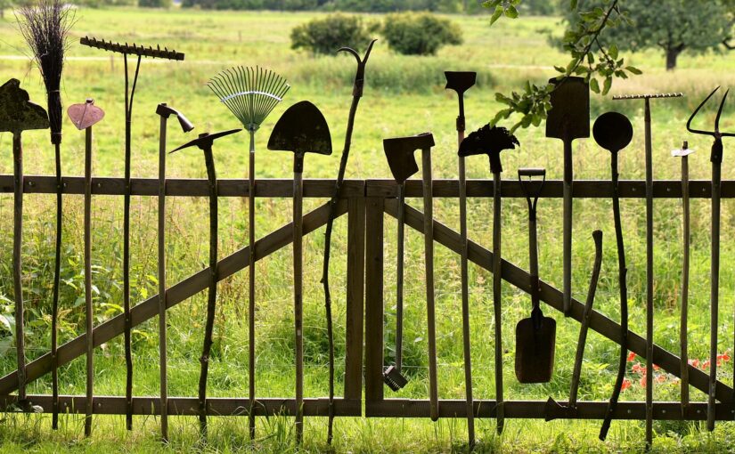 Des outils de jardin