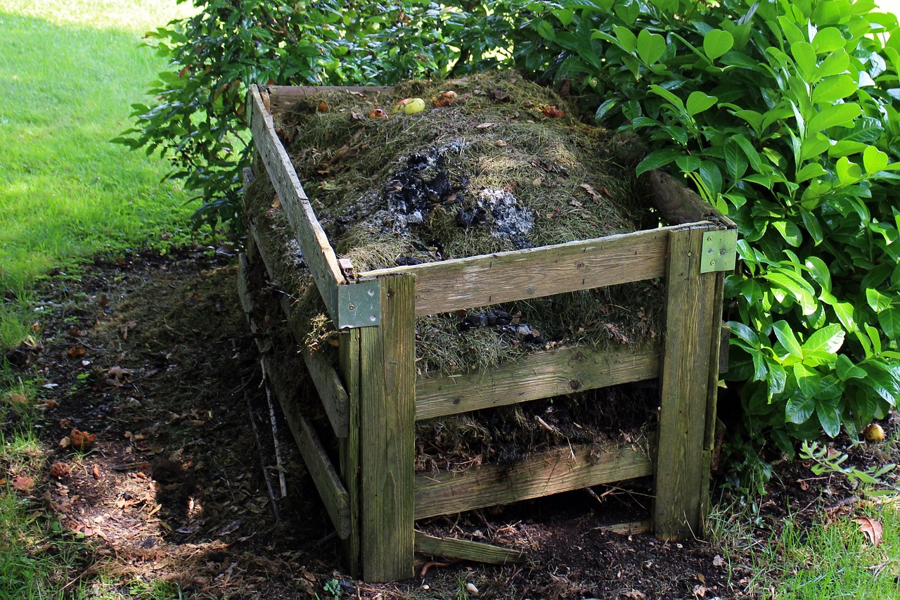 Composteur en bois avec trappe 400 L